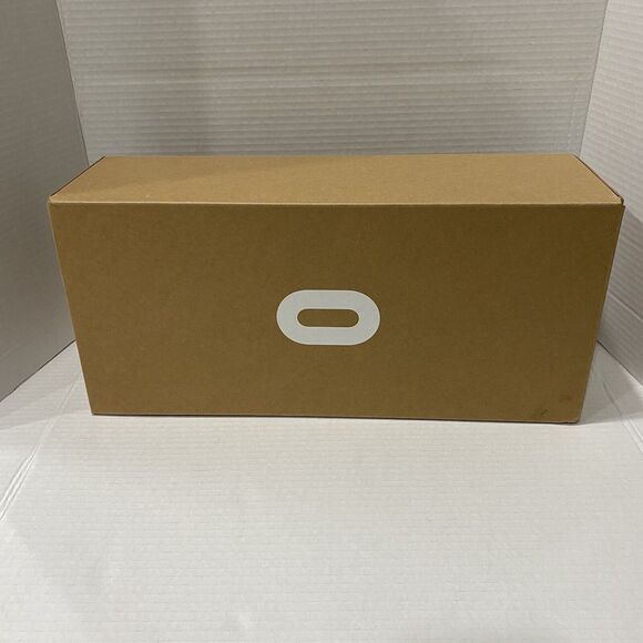 Oculus Meta Quest 2 - EMPTY BOX ONLY - Picture 1 of 10